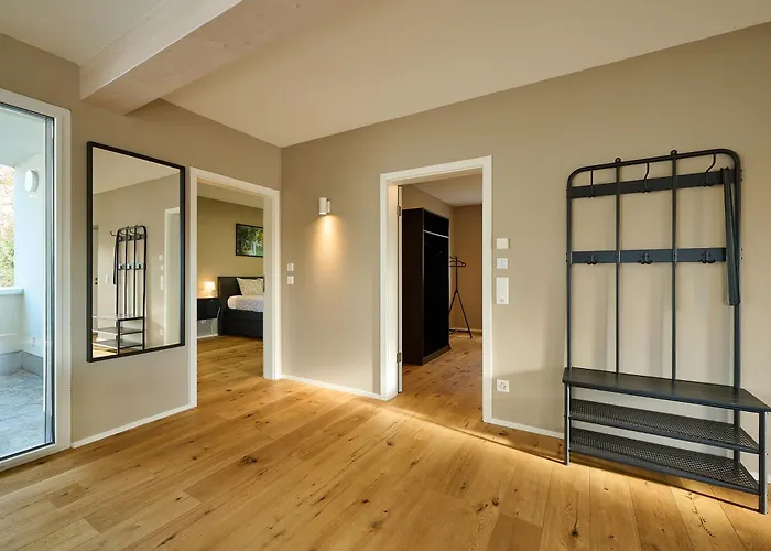 Good Night Apartments